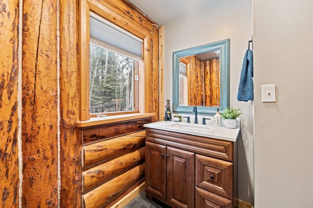 2168 ERMINE DRIVE, North Pole, AK 99705