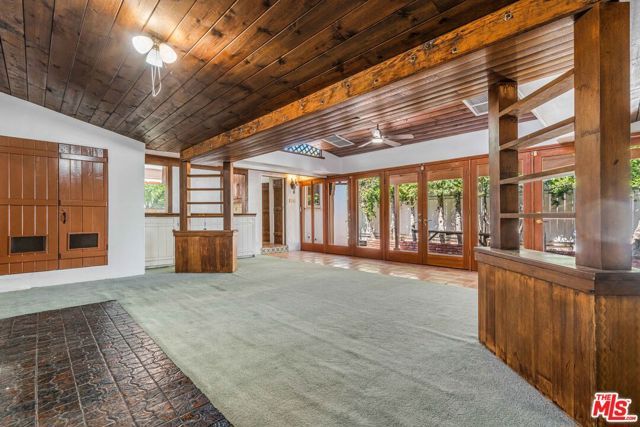 12255 Addison Street, Valley Village, CA 91607