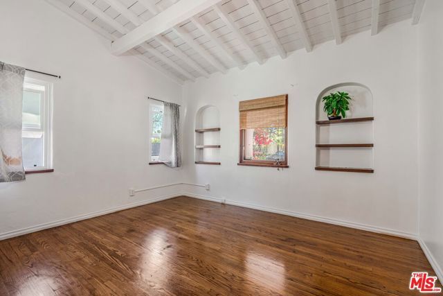 12255 Addison Street, Valley Village, CA 91607