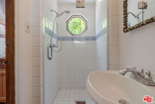 12255 Addison Street, Valley Village, CA 91607