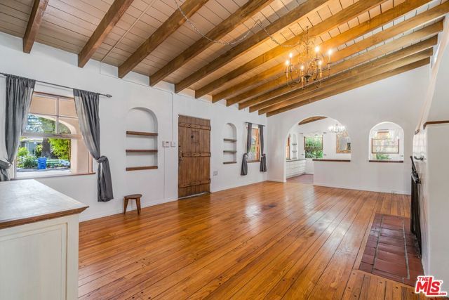 12255 Addison Street, Valley Village, CA 91607