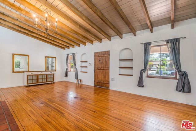 12255 Addison Street, Valley Village, CA 91607