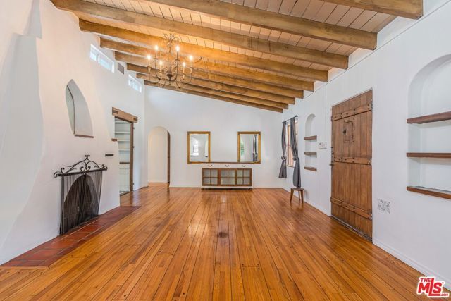 12255 Addison Street, Valley Village, CA 91607