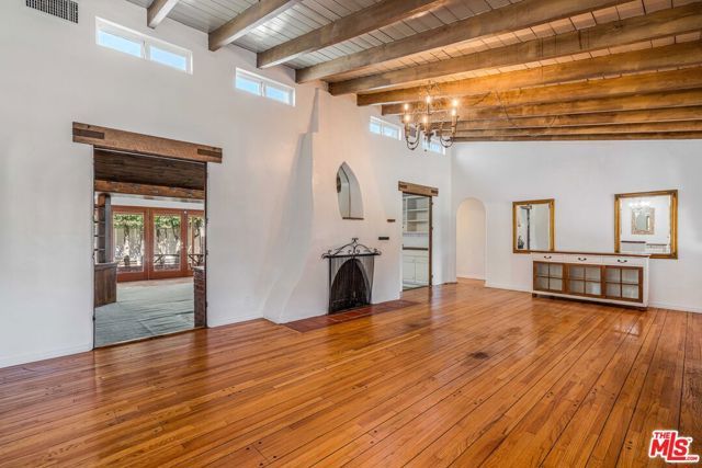 12255 Addison Street, Valley Village, CA 91607