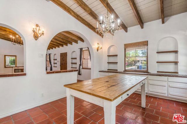 12255 Addison Street, Valley Village, CA 91607