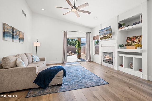 3581 S LARKSPUR Way, Chandler, AZ 85248