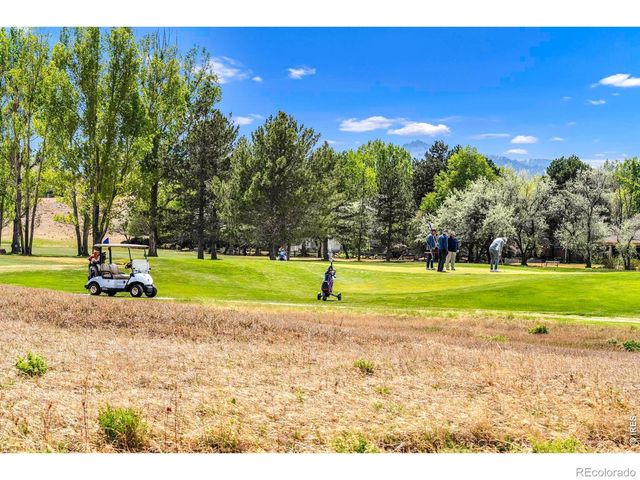 4080 Greens Place, Longmont, CO 80503