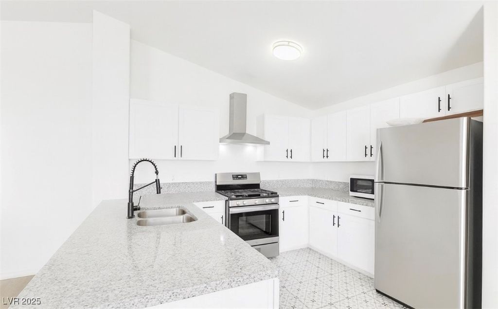 7905 Lago Vista Lane 201, Las Vegas, NV 89145