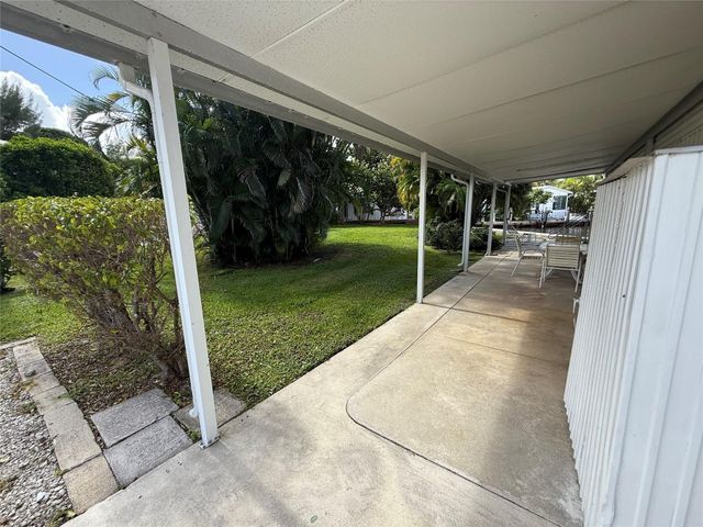 201 Mallard Drive, Boynton Beach, FL 33435
