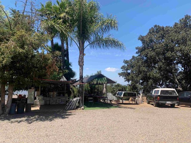 19519 Camino Del Aguila, Escondido, CA 92025