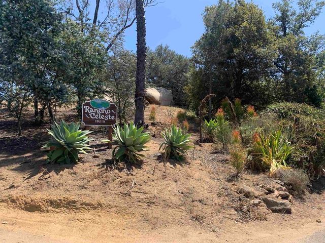 19519 Camino Del Aguila, Escondido, CA 92025