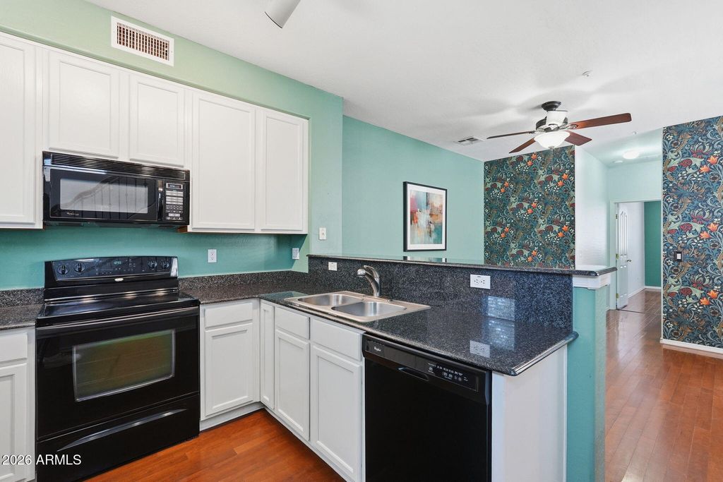 163 W CAMPBELL Court, Gilbert, AZ 85233 — photo 2