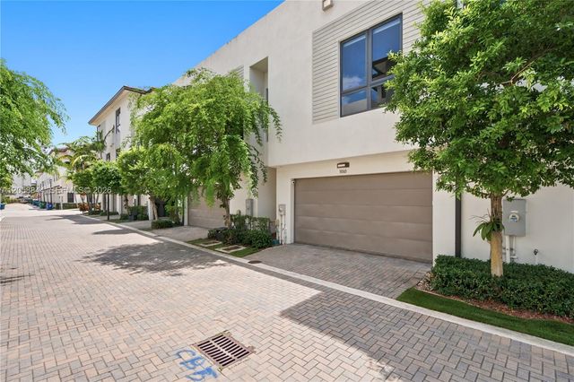 5080 NW 84th Avenue, Doral, FL 33166