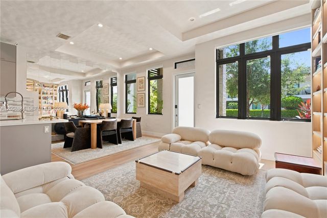 5080 NW 84th Avenue, Doral, FL 33166