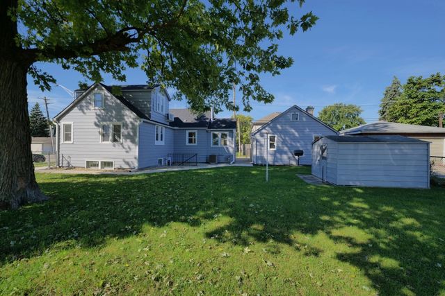 9548 Merrimac Avenue, Oak Lawn, IL 60453