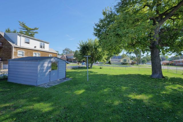 9548 Merrimac Avenue, Oak Lawn, IL 60453