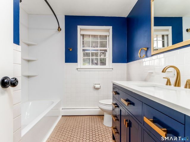 9 Empire Avenue, Meriden, CT 06450