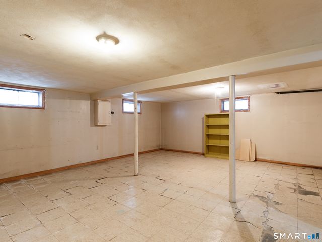 9 Empire Avenue, Meriden, CT 06450