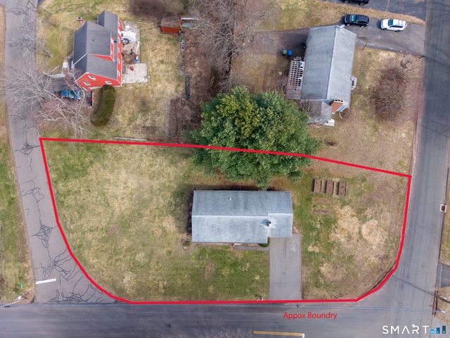 9 Empire Avenue, Meriden, CT 06450