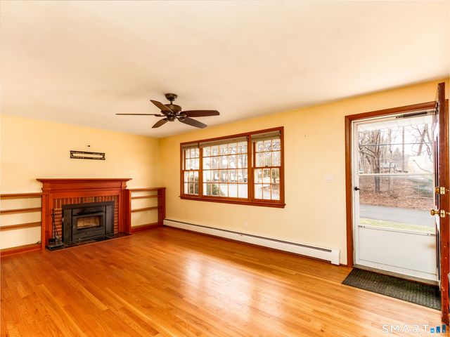 9 Empire Avenue, Meriden, CT 06450