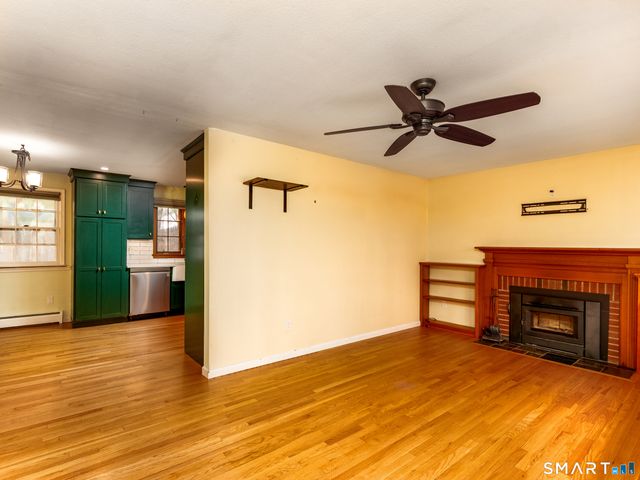 9 Empire Avenue, Meriden, CT 06450