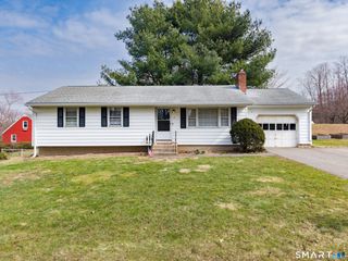 9 Empire Avenue, Meriden, CT 06450