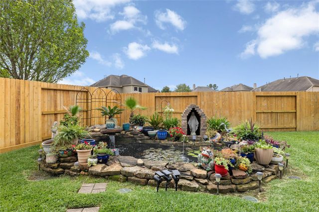 24964 Stratton Meadows Drive, Porter, TX 77365