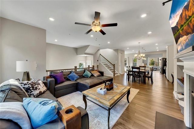 713 Brecklin Lane, Woodstock, GA 30188