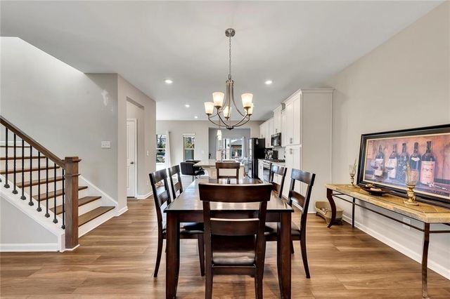 713 Brecklin Lane, Woodstock, GA 30188