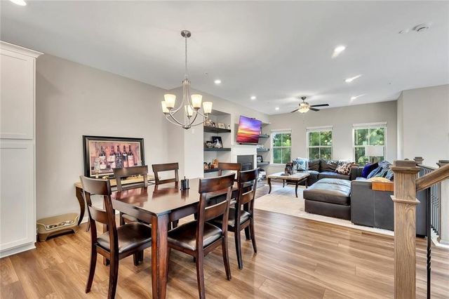 713 Brecklin Lane, Woodstock, GA 30188