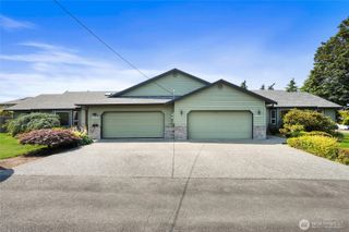 8228 226th Street SW #A/B, Edmonds, WA 98026