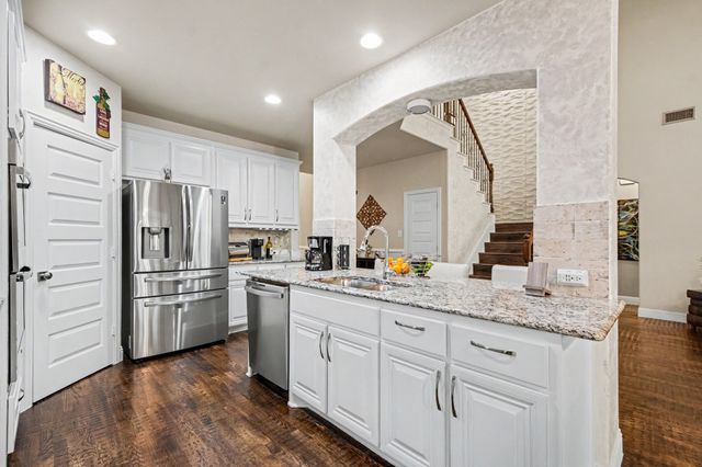 2116 Liriope Lane, Waxahachie, TX 75165
