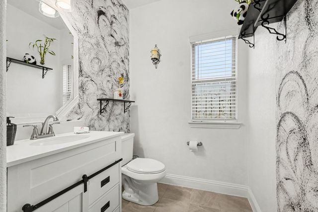 2116 Liriope Lane, Waxahachie, TX 75165