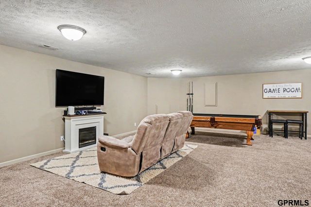 4319 Brook Drive, Bellevue, NE 68123