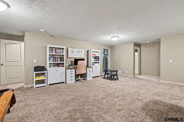 4319 Brook Drive, Bellevue, NE 68123