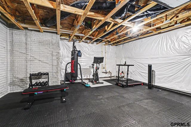 4319 Brook Drive, Bellevue, NE 68123