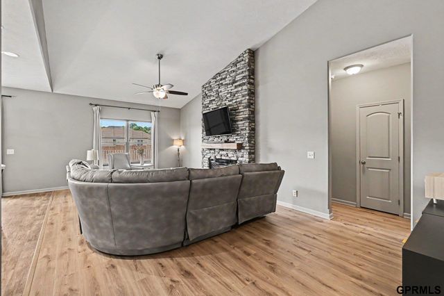 4319 Brook Drive, Bellevue, NE 68123