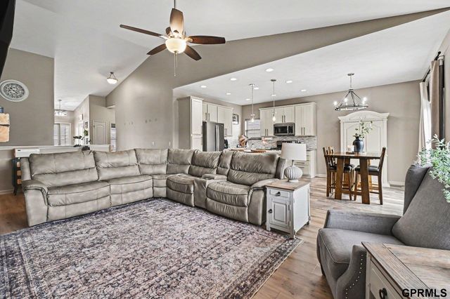 4319 Brook Drive, Bellevue, NE 68123