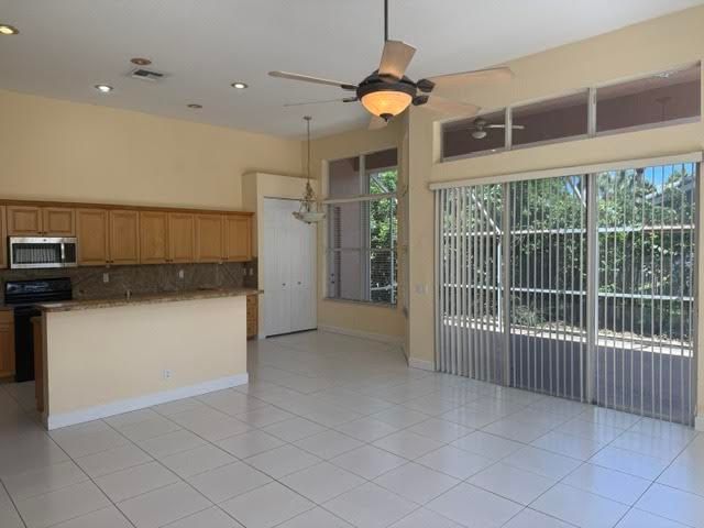 503 NW 118th Way, Coral Springs, FL 33071