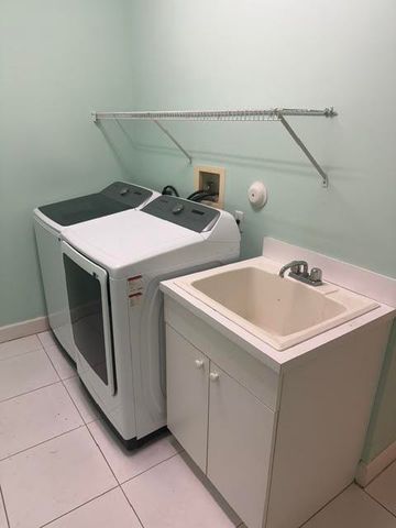 503 NW 118th Way, Coral Springs, FL 33071