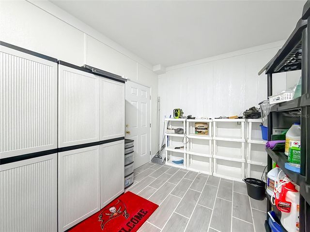 4192 CR 400, Lake Panasoffkee, FL 33538