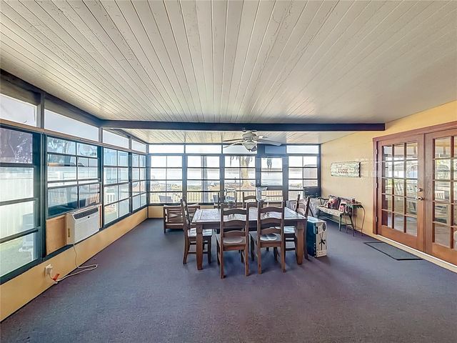 4192 CR 400, Lake Panasoffkee, FL 33538