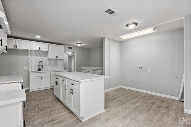 2515 Wheeler Street, Bakersfield, CA 93312