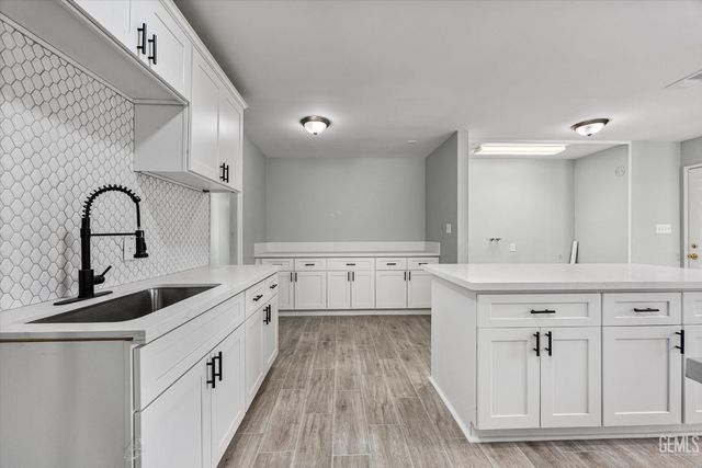 2515 Wheeler Street, Bakersfield, CA 93312