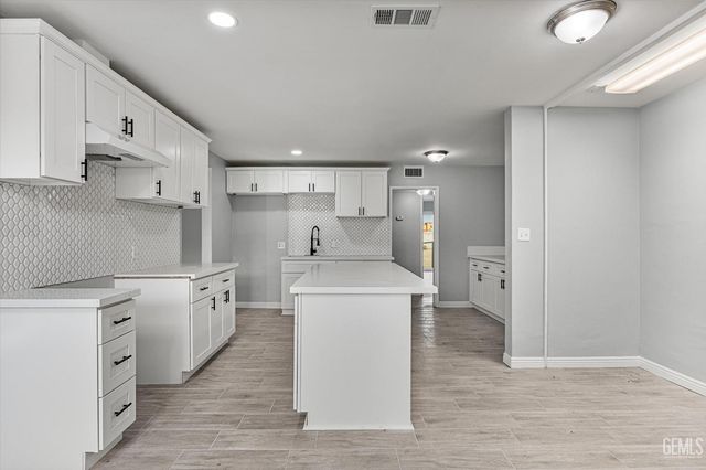 2515 Wheeler Street, Bakersfield, CA 93312