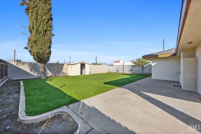 2515 Wheeler Street, Bakersfield, CA 93312