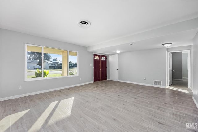 2515 Wheeler Street, Bakersfield, CA 93312