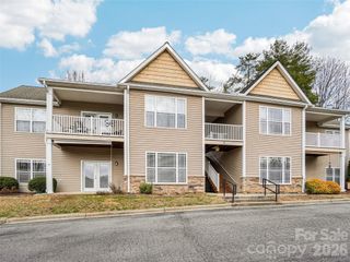 9 Northbrook Place A, Asheville, NC 28804