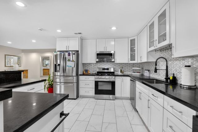 2089 Avenida De Las Flores, Santa Clara, CA 95054