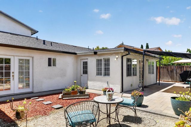 2089 Avenida De Las Flores, Santa Clara, CA 95054